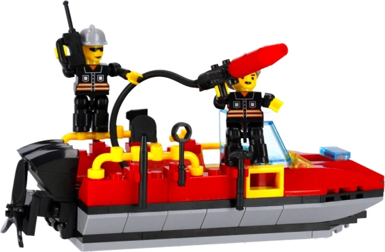 Realistične podrobnosti čolna