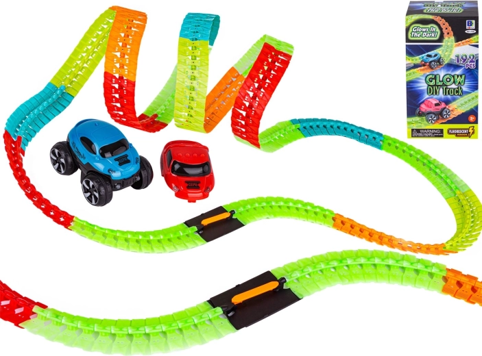 Elastic racing car track with light-up elements (192 pieces)