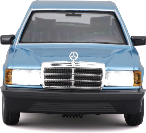 Realistična karoserija v odtenku Diamond Blue