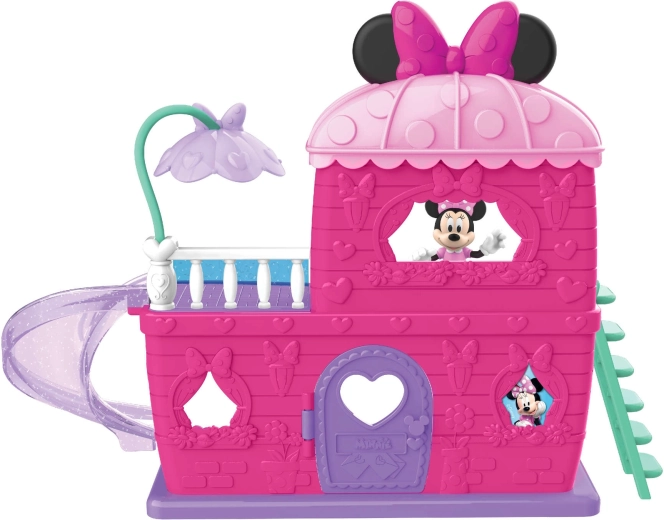 Dvonadstropno igralno okolje z balkonom