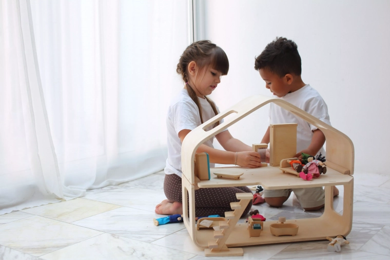 Ekološka znamka Plan Toys in varni materiali