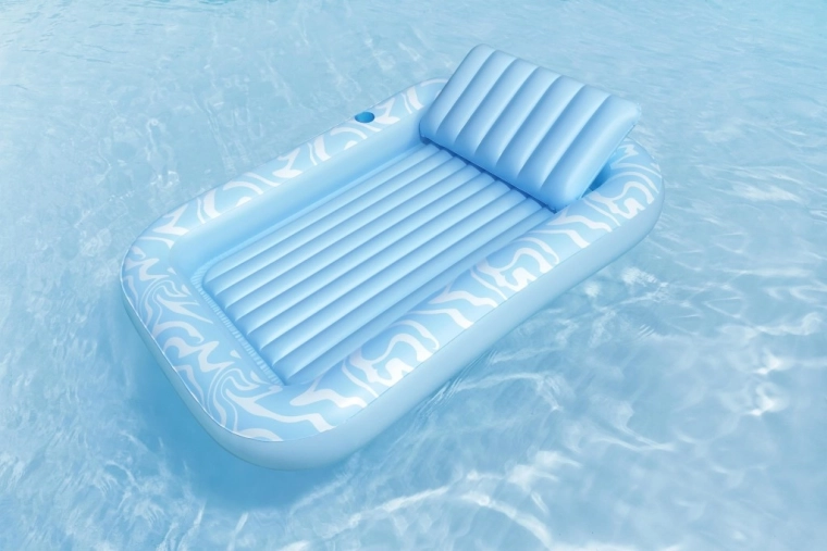 Maksimalno udobje zahvaljujoč oblikovanemu naslonu