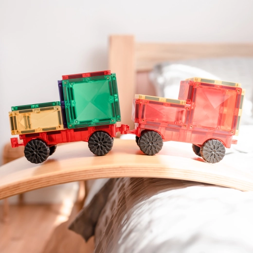 Magnetna konstrukcija, ki ohranja obliko