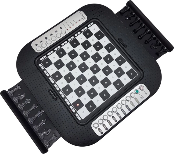 64 stopenj težavnosti in ELO do 1800