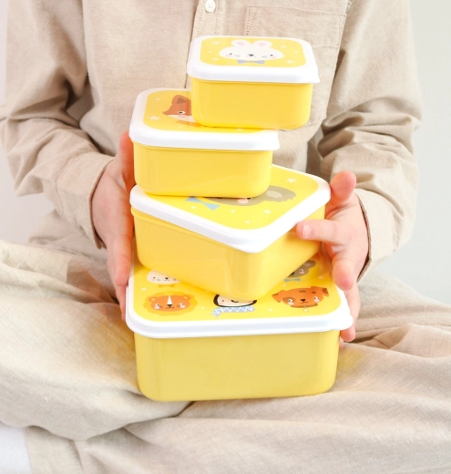 Space-saving storage