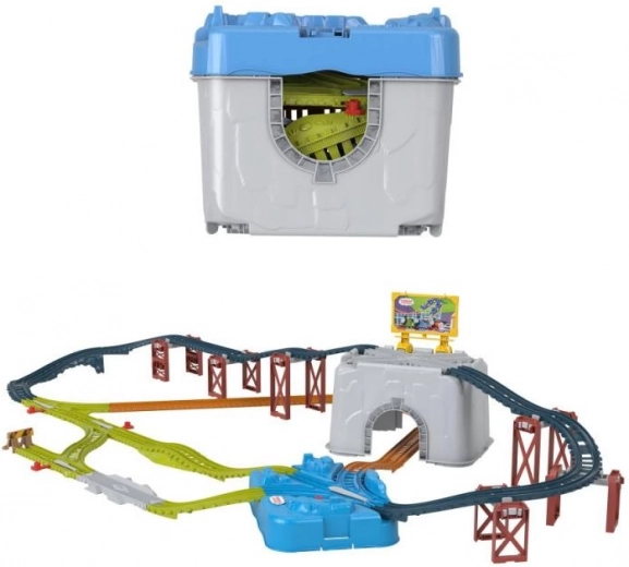 Škatla s tiri Tom in prijatelji – komplet tirov