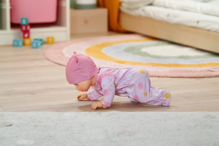 Zna lezti kot pravo dojenče