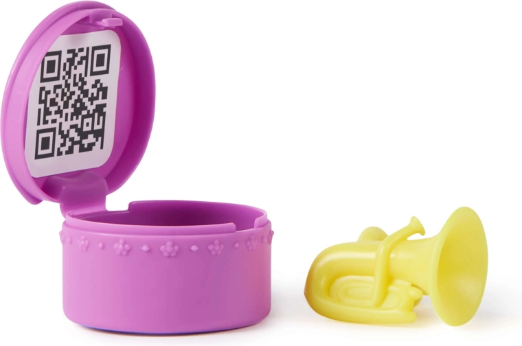 Školjčni sedeži, mikrofon in presenečenje