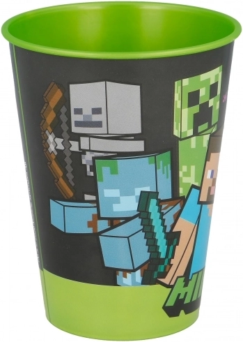 Lightweight and reusable plastic