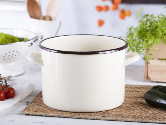 Velika prostornina 7,5 l za družinsko kuhanje