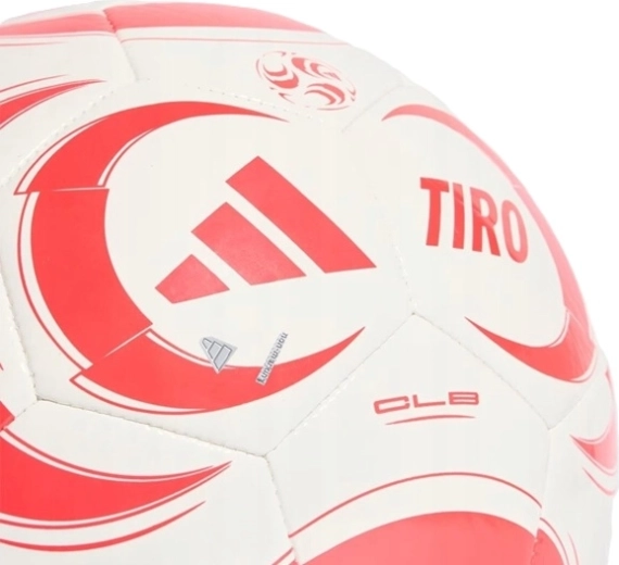 Preizkušen videz Adidas Tiro
