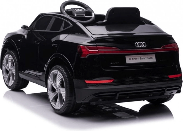 Multimedija: luči, glasba, MP3/USB/TF