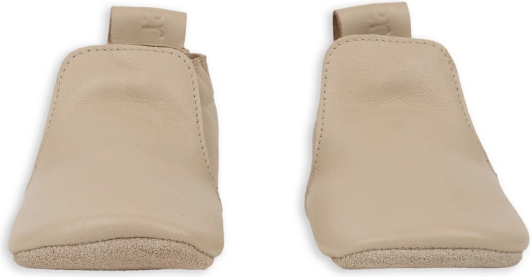 Flexible suede sole with better grip