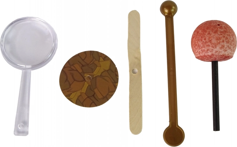 Podrobno opazovanje z lupo