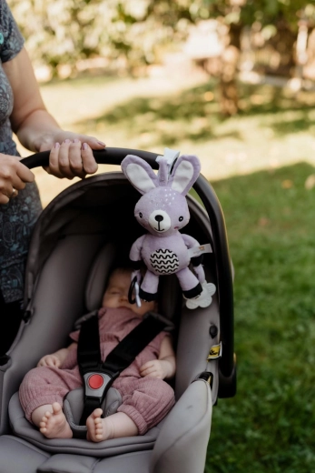 Enostavno pripenjanje kamor koli