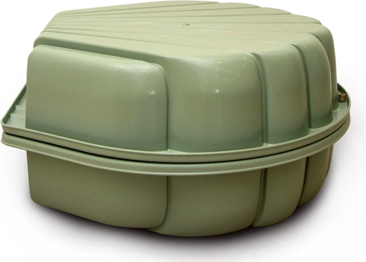 Durable shell with easy closing