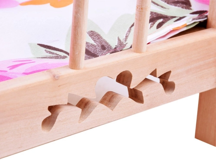 Naraven les in robustna konstrukcija