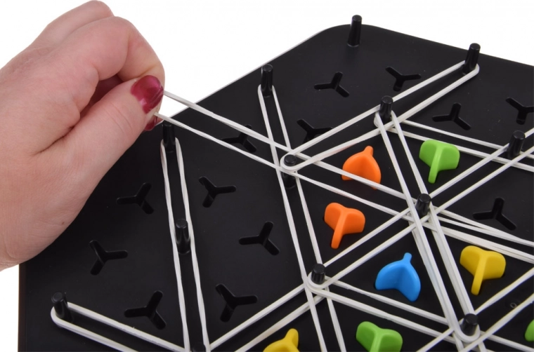 Claiming territory using rubber bands