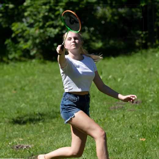Komplet za badminton Talbot-Torro Attacker Plus za 4 igralce