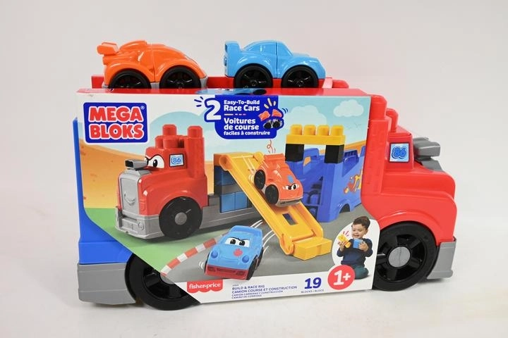 Mega Bloks tovornjak z dirkalno stezo in 2 voziloma