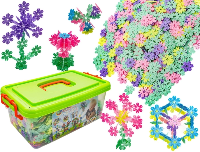 Creative construction building set – snowflakes (approx. 2500 pieces) in a case – damaged packaging