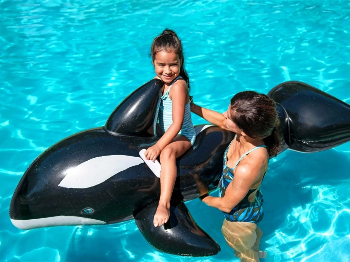 Čvrsti ročaji za zanesljivost na valovih