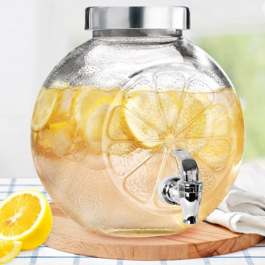 Velikih 5,4 l za udobno serviranje