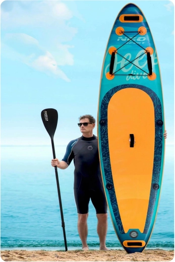 Stabilna paluba z ročaji in tovorno mrežo