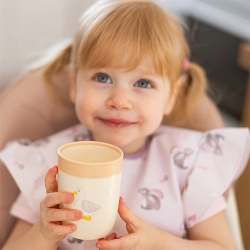 Odprt lonček podpira zdrav razvoj