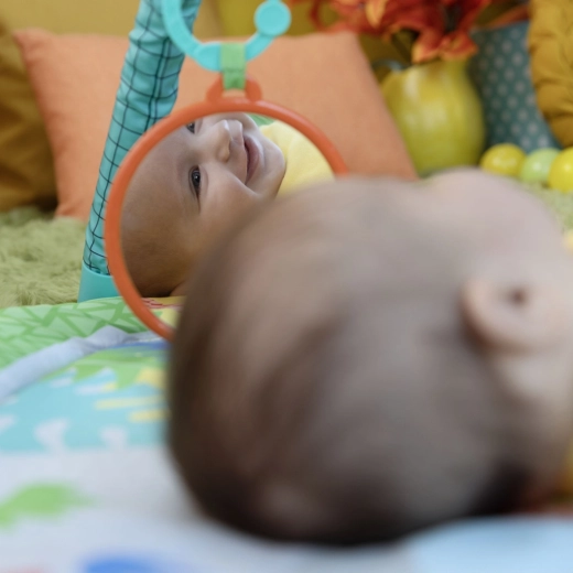 Ogledalce in senzorične igrače