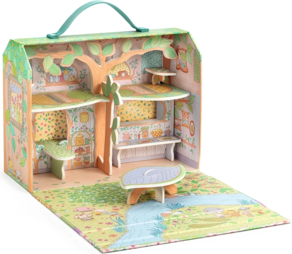 Kovček, ki se spremeni v drevesno hiško