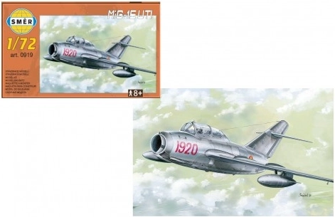 Plastični model letala MiG-15 UTI 1:72