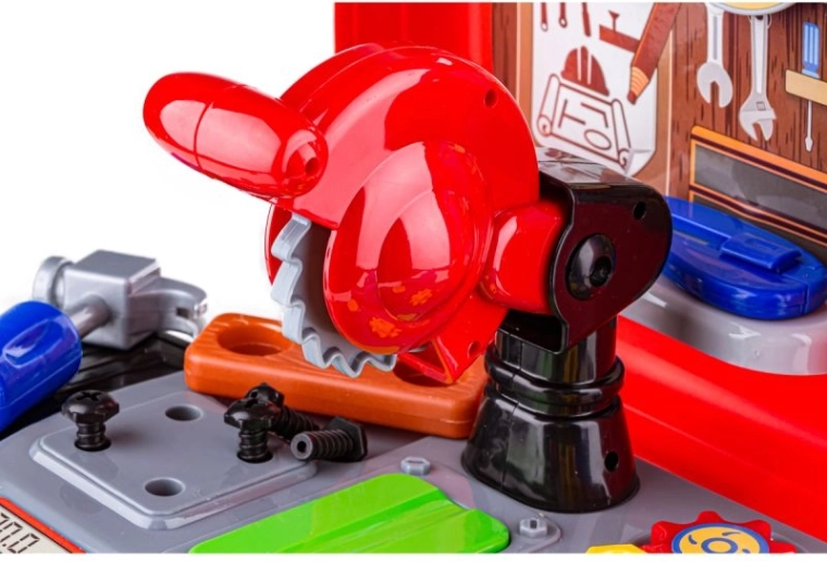 Mechanical saw without batteries