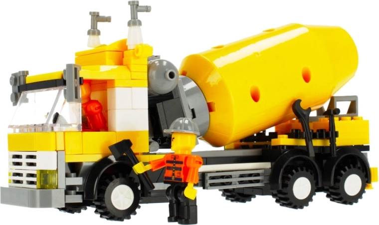 Builder minifigure and detailed cab