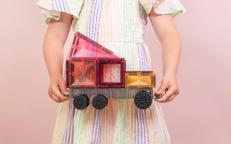 Močni neodimski magneti in stabilno spajanje