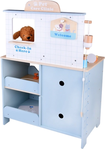 Realistična klinika iz kakovostnega lesa