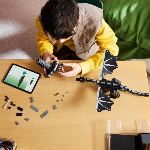 Sestavljanje z aplikacijo LEGO Builder