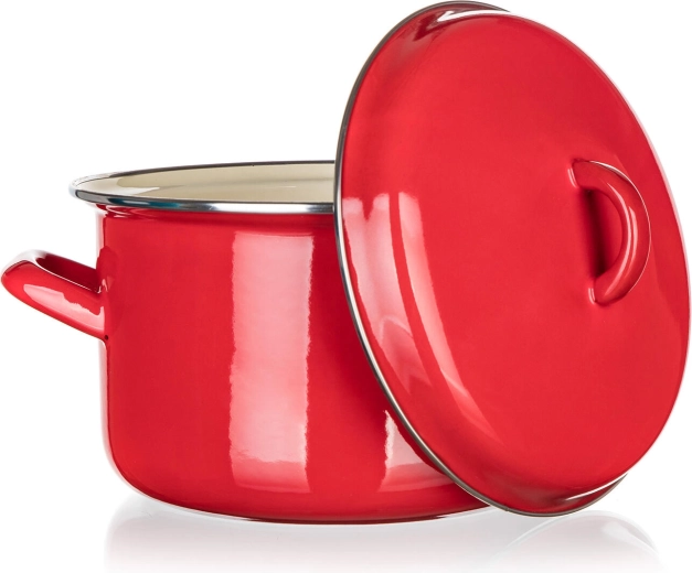 Slogovno dovršen dizajn s kremasto notranjostjo