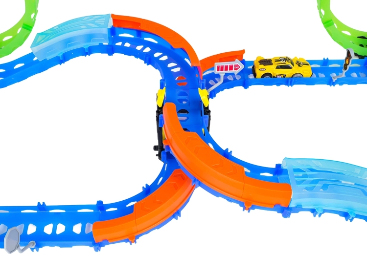 Modularna steza z ograjami in preureljivimi odseki