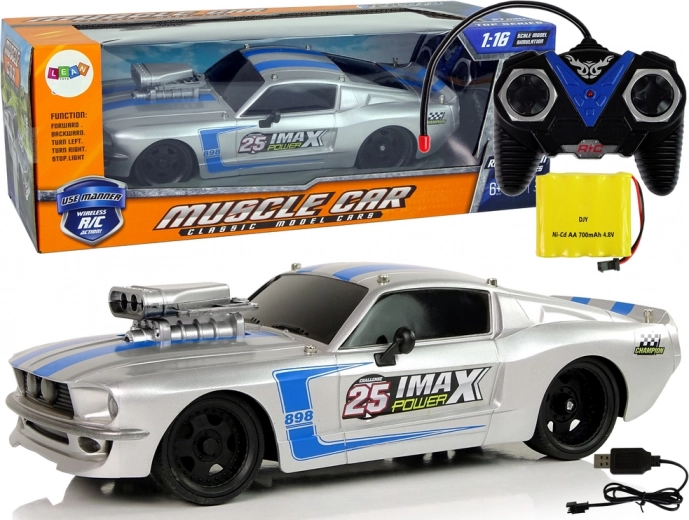 R/C športni avto 1:16 Silver Pilot Blue Stripes
