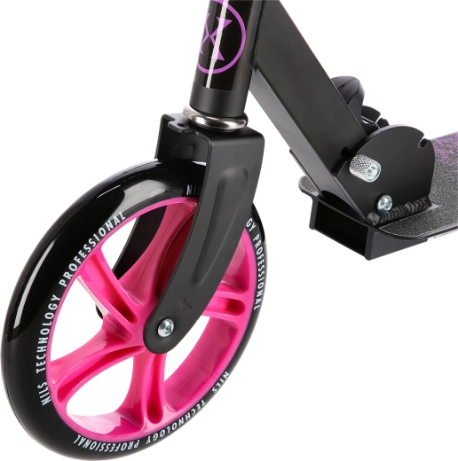 Hitra in gladka vožnja na 200 mm kolesih z ABEC 7