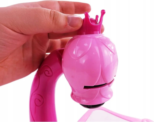 Nastavljiva ostrina in gibljiva glava projektorja