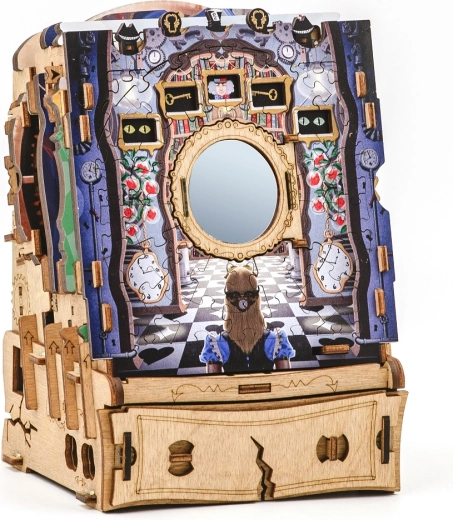 Funkcionalna in dekorativna škatla