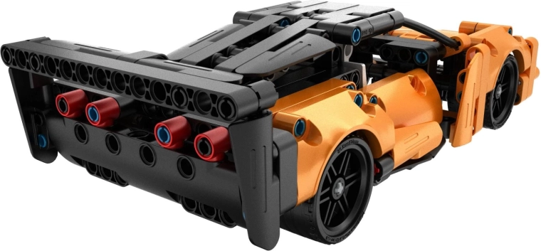 Dva modela, dvojna zabava