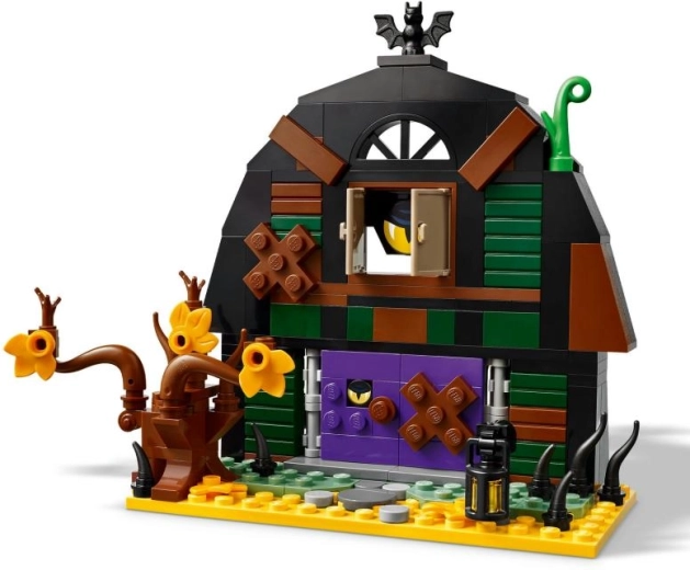 Strašljiva skednja, polna skrivnosti