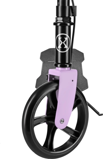 Tekoča vožnja zahvaljujoč 200-mm kolesom in ABEC 7