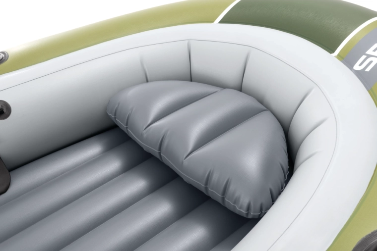 Stabilna konstrukcija s tremi komorami