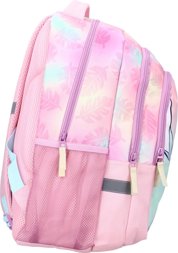 Side bottle pocket and practical details