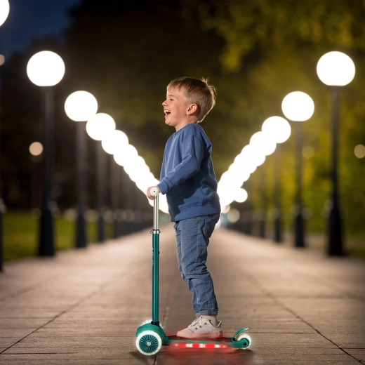 LED osvetlitev za varnost in zabavo