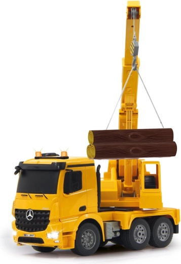 Fully controllable crane for realistic work